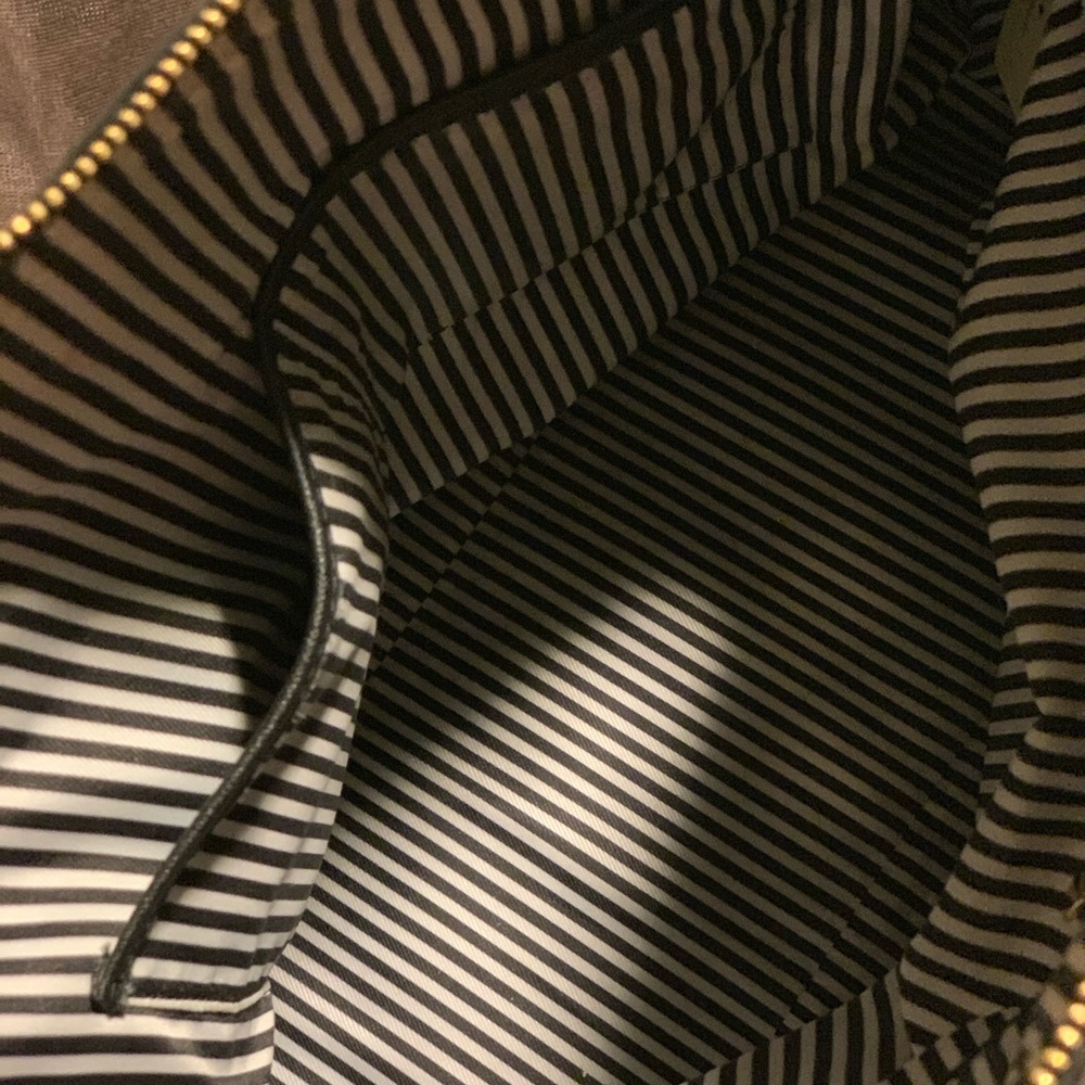 Large Kate Spade Purse - Picture 3 of 8